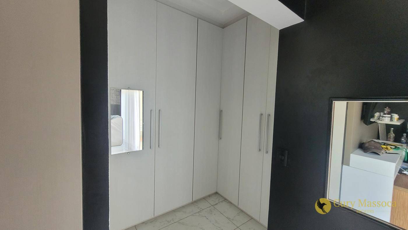 Casa de Condomínio à venda com 4 quartos, 320m² - Foto 37