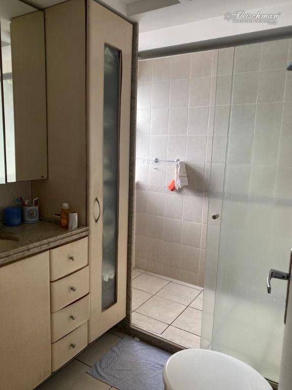 Apartamento à venda com 4 quartos, 186m² - Foto 2