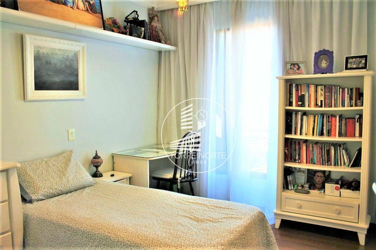 Apartamento à venda com 3 quartos, 198m² - Foto 6