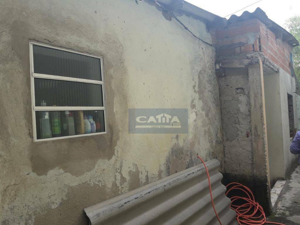 Casa à venda com 8 quartos, 200m² - Foto 21