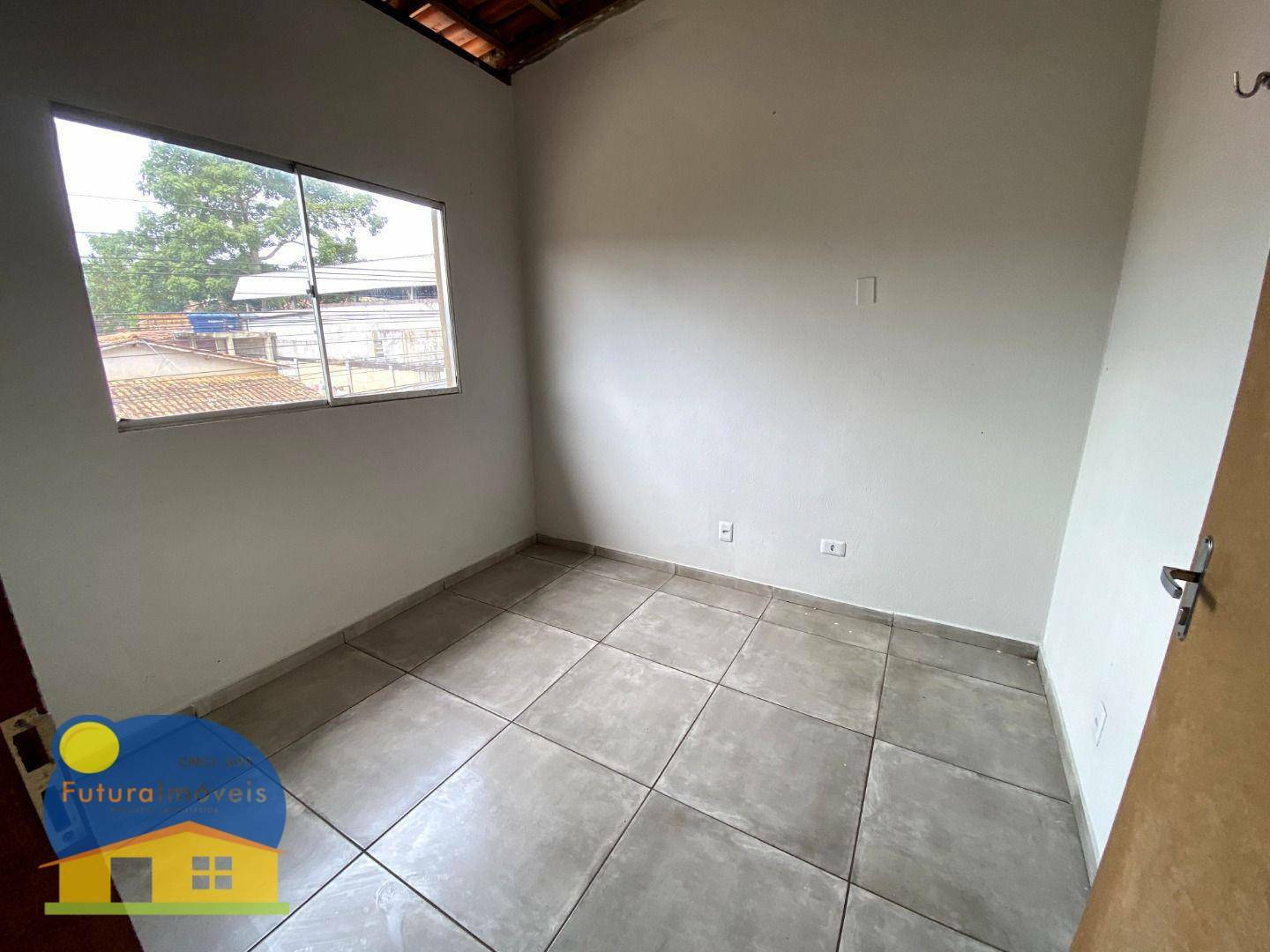 Casa à venda e aluguel com 3 quartos, 60m² - Foto 21