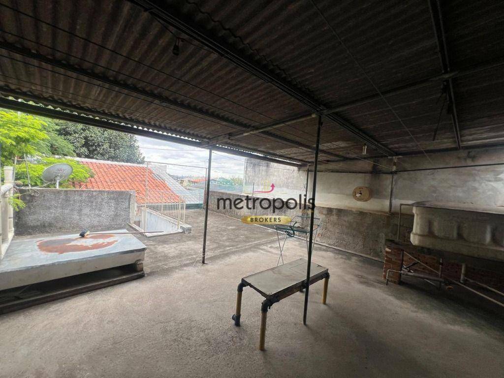 Sobrado à venda com 2 quartos, 300m² - Foto 23