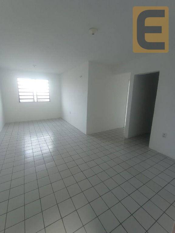 Apartamento para alugar com 2 quartos, 55m² - Foto 3
