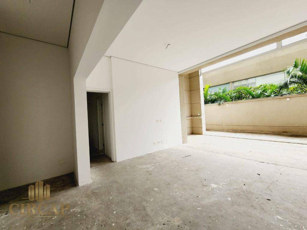 Apartamento à venda com 4 quartos, 315m² - Foto 10