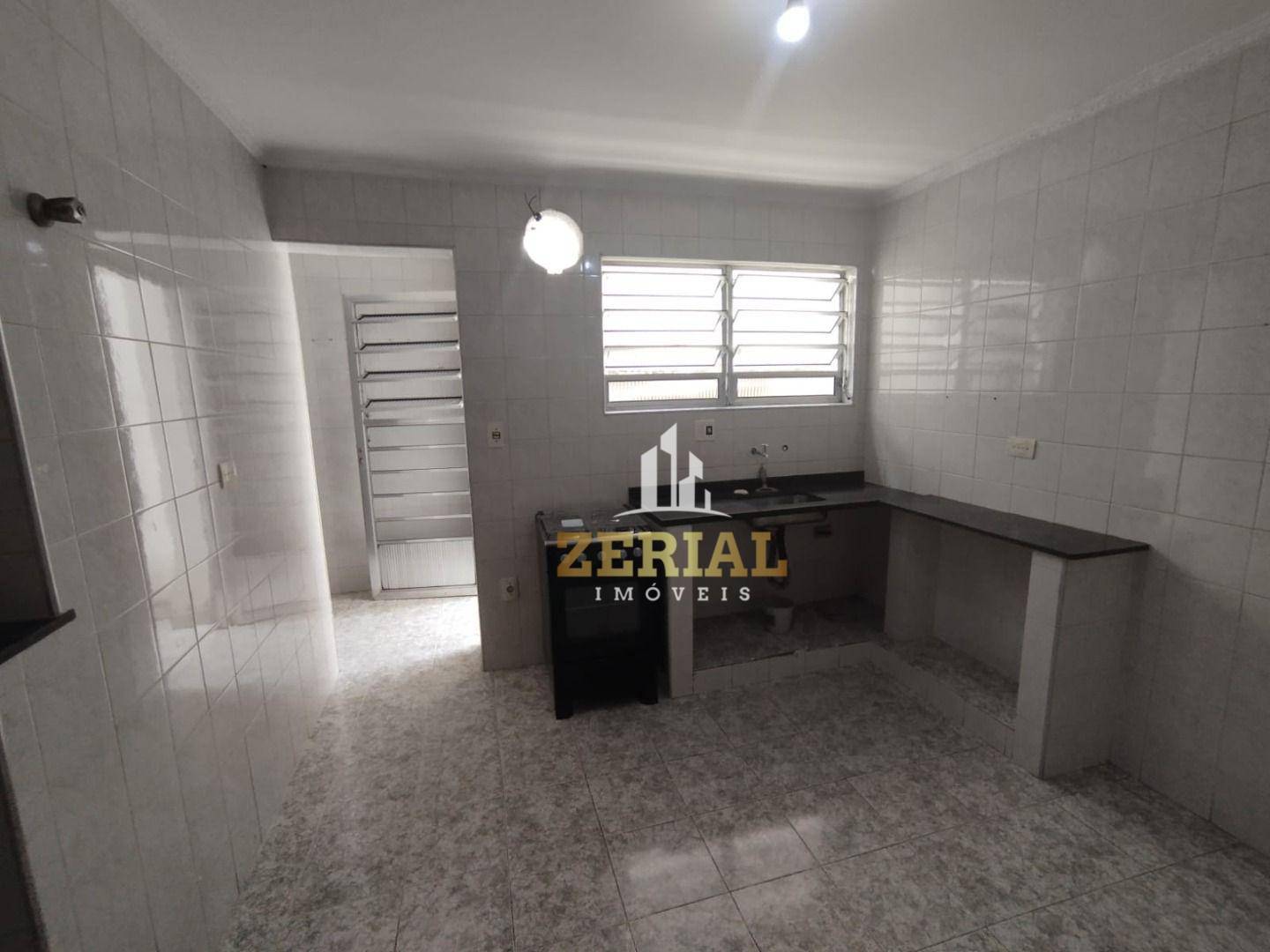 Sobrado à venda com 2 quartos, 195m² - Foto 6