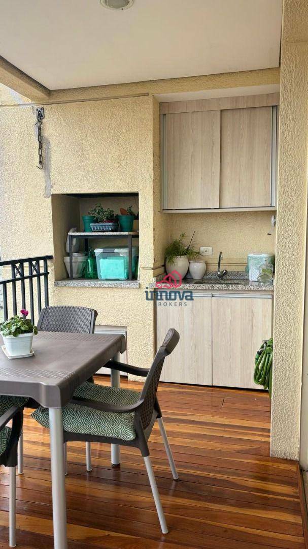 Apartamento à venda com 3 quartos, 141m² - Foto 9