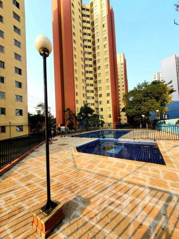 Apartamento à venda e aluguel com 2 quartos, 55m² - Foto 32