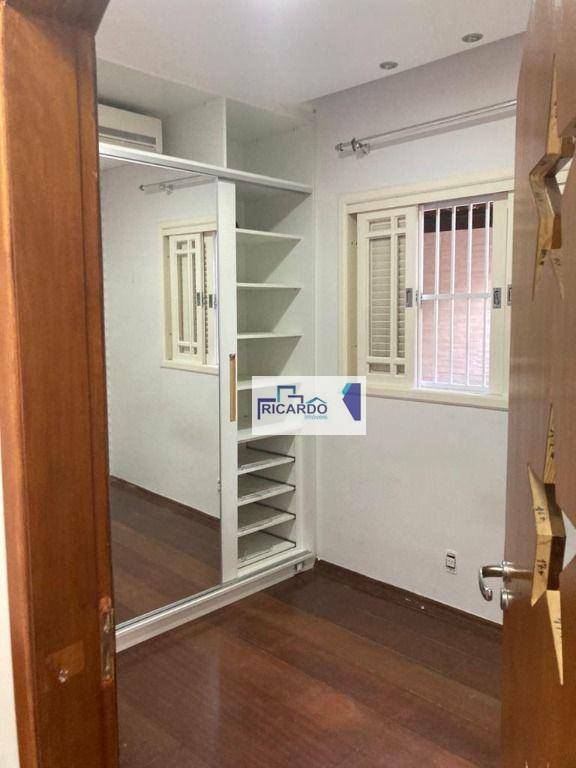 Casa à venda e aluguel com 3 quartos, 250m² - Foto 7