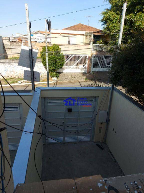 Sobrado à venda com 3 quartos, 110m² - Foto 2