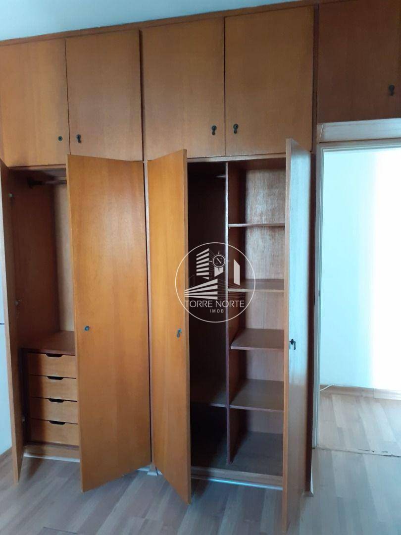 Apartamento à venda com 1 quarto, 49m² - Foto 4