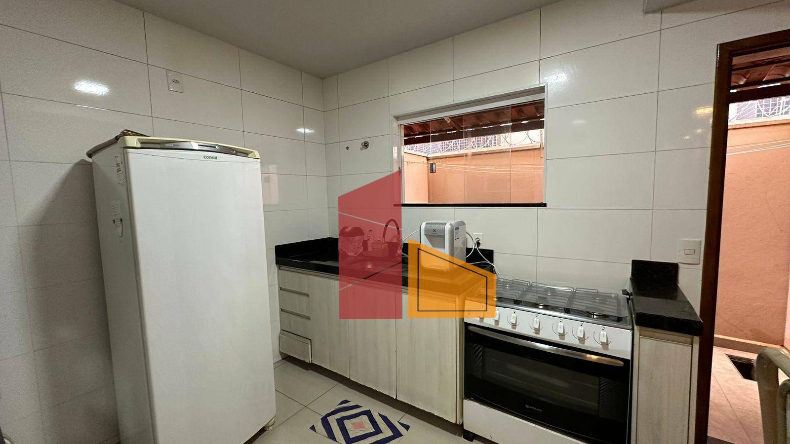 Apartamento à venda com 2 quartos, 60m² - Foto 2