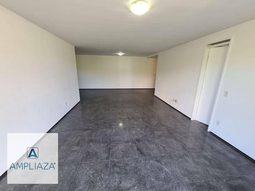 Apartamento à venda com 4 quartos, 195m² - Foto 8