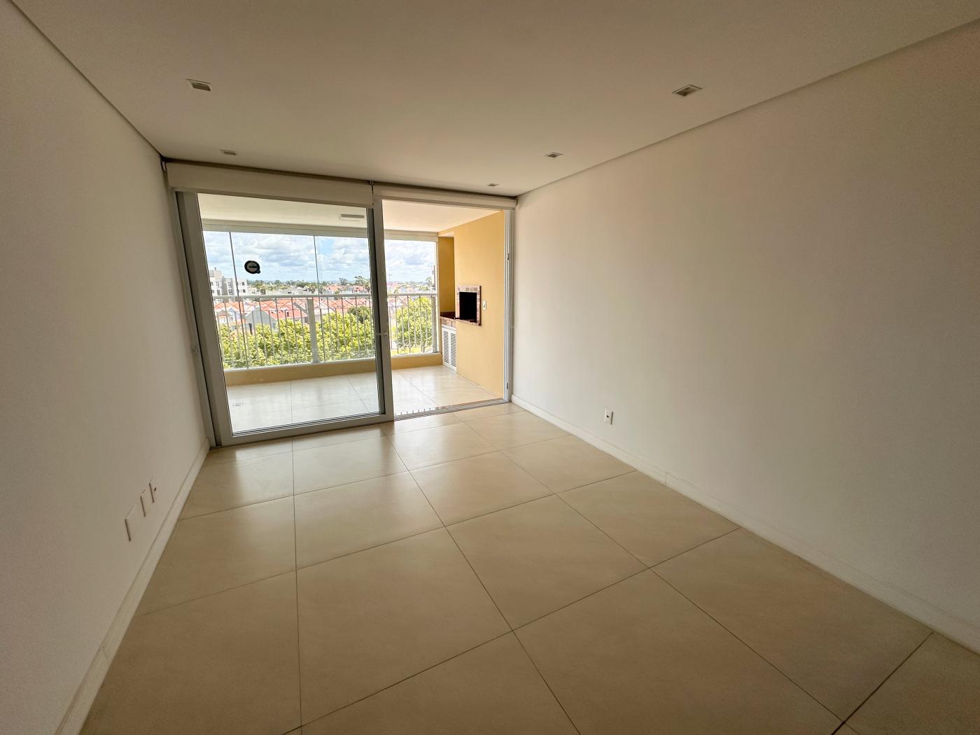 Apartamento à venda com 3 quartos, 138m² - Foto 3