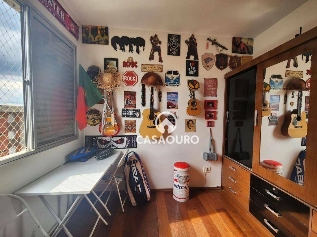 Apartamento à venda com 4 quartos, 131m² - Foto 17