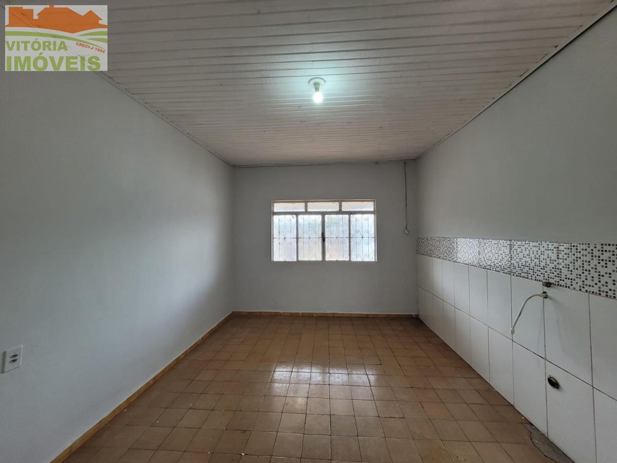 Casa para alugar com 3 quartos, 120m² - Foto 4