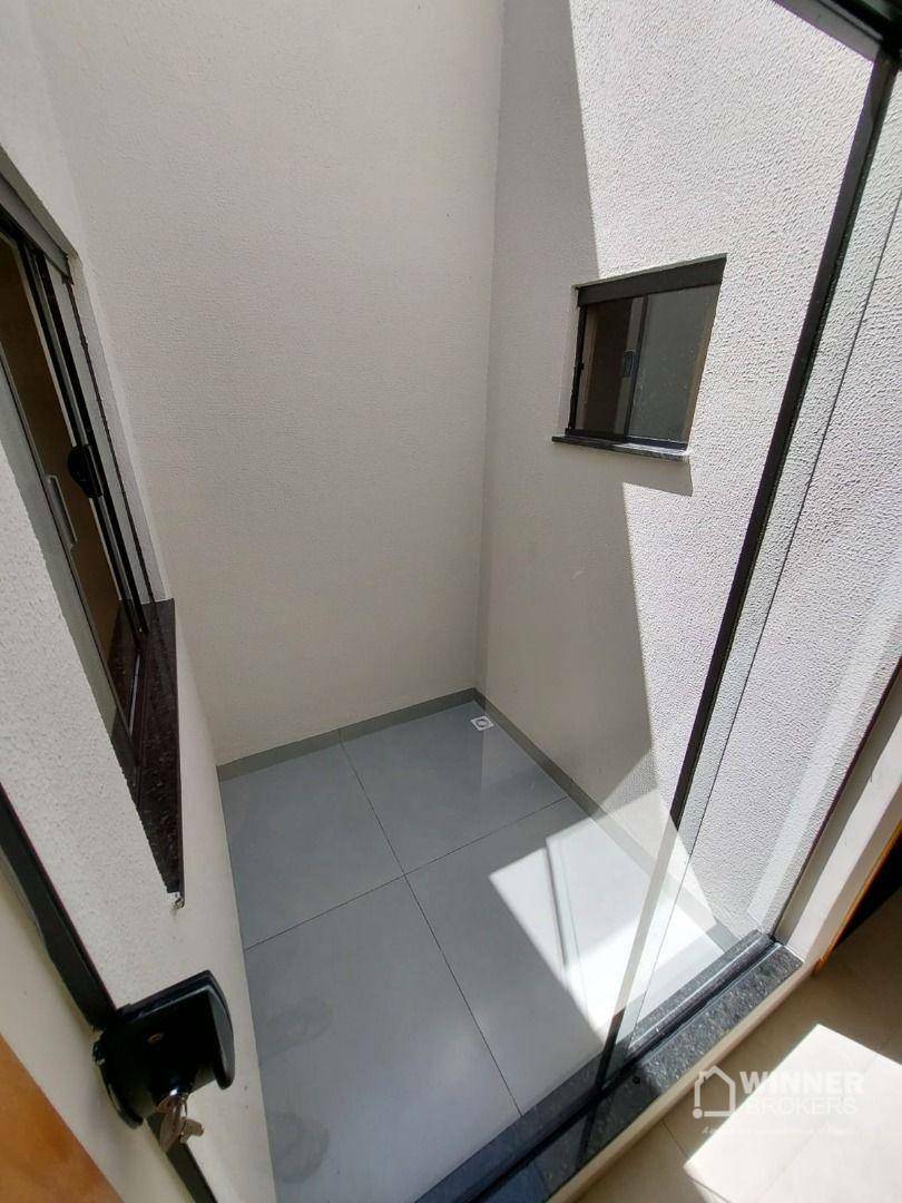 Casa à venda com 3 quartos, 100m² - Foto 11