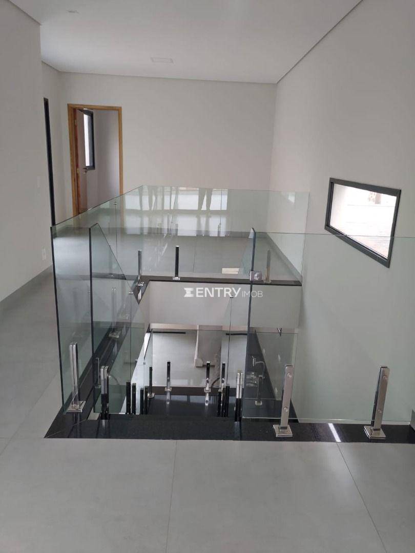 Casa à venda com 4 quartos, 205m² - Foto 9