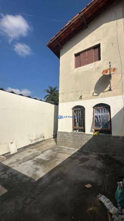 Sobrado para alugar com 3 quartos, 120m² - Foto 3