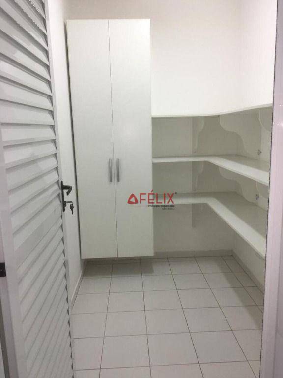 Apartamento à venda com 4 quartos, 200m² - Foto 15