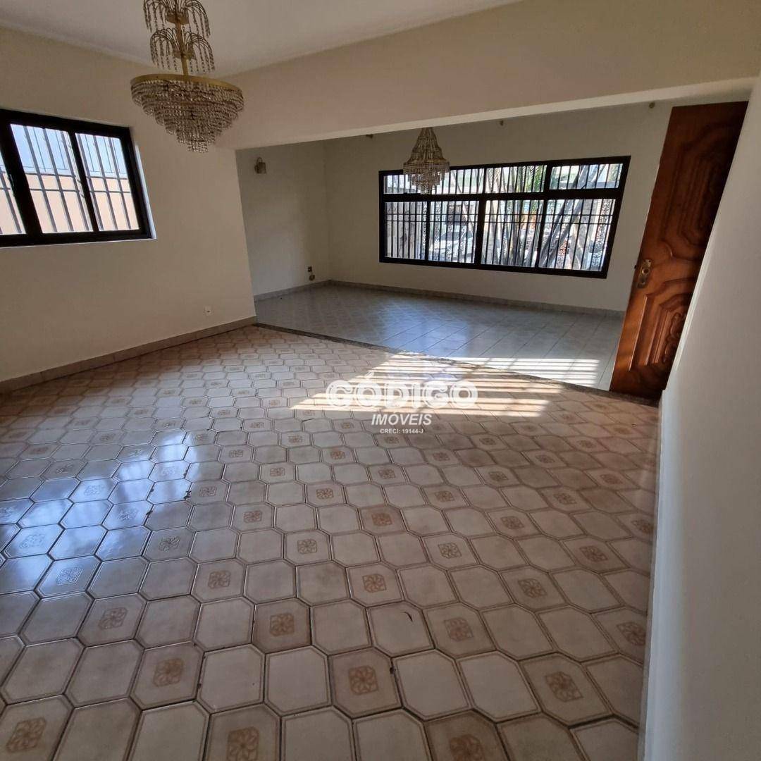 Casa à venda e aluguel com 3 quartos, 250m² - Foto 9