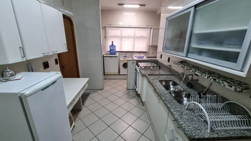 Apartamento à venda com 3 quartos, 130m² - Foto 20