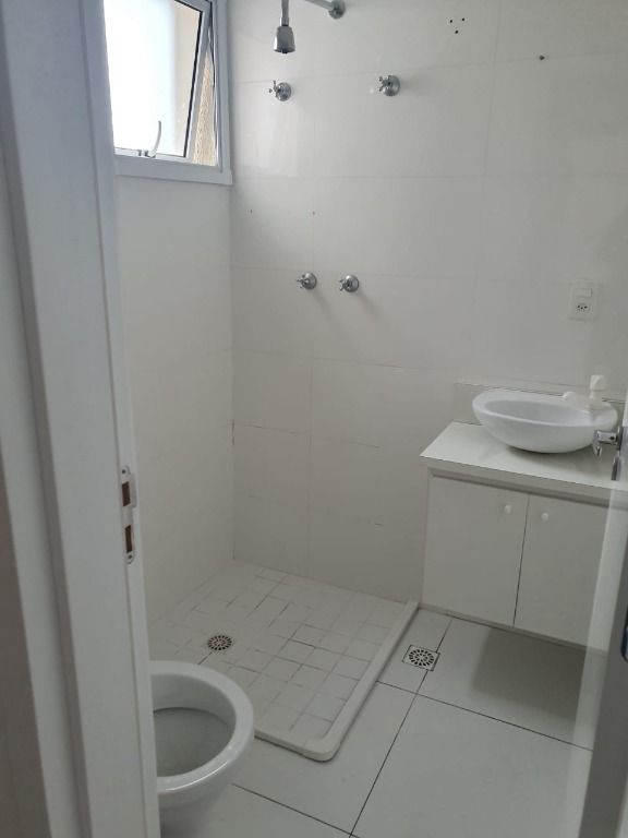 Apartamento à venda com 2 quartos, 55m² - Foto 12