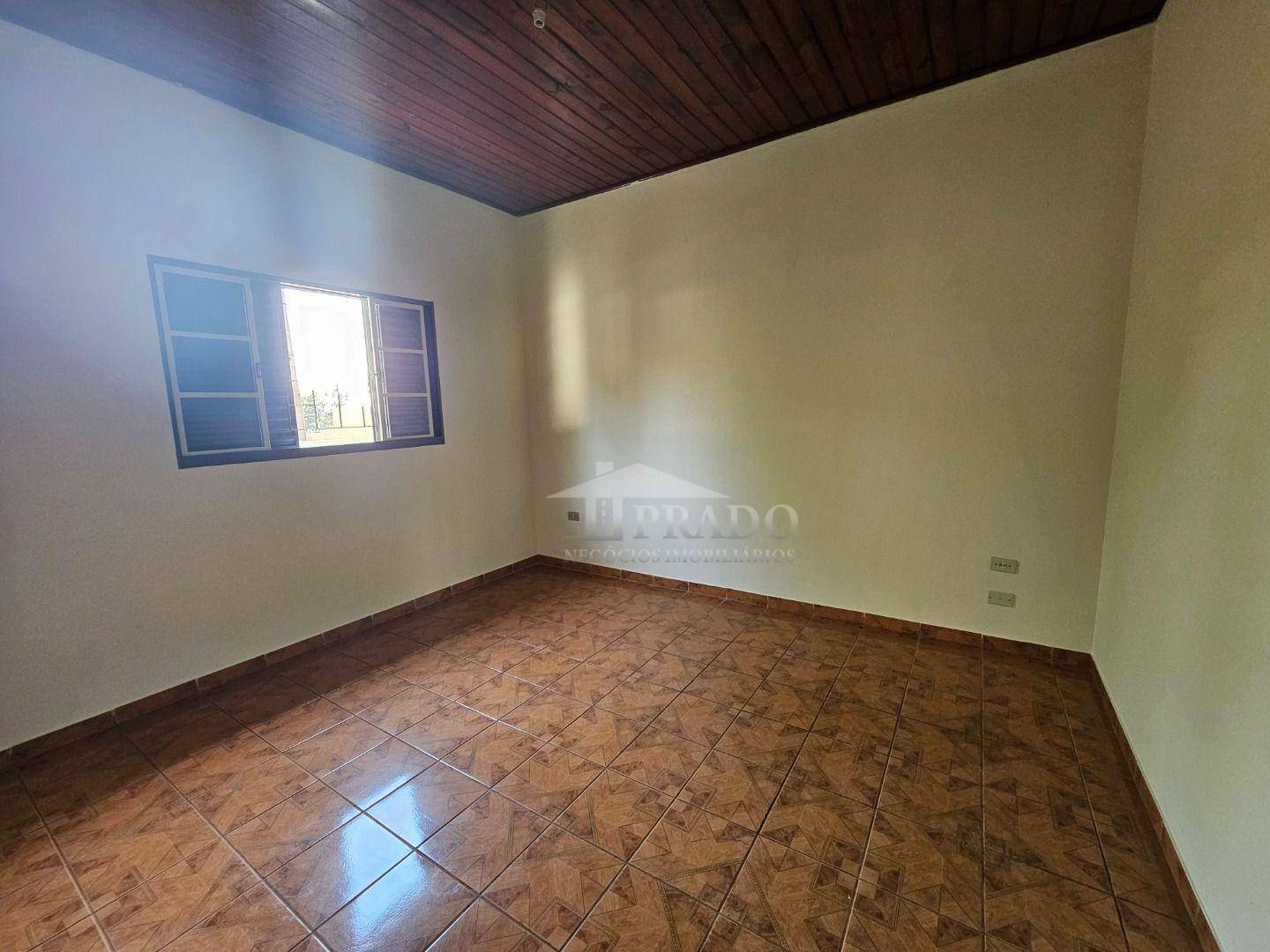 Casa para alugar com 2 quartos, 80m² - Foto 10