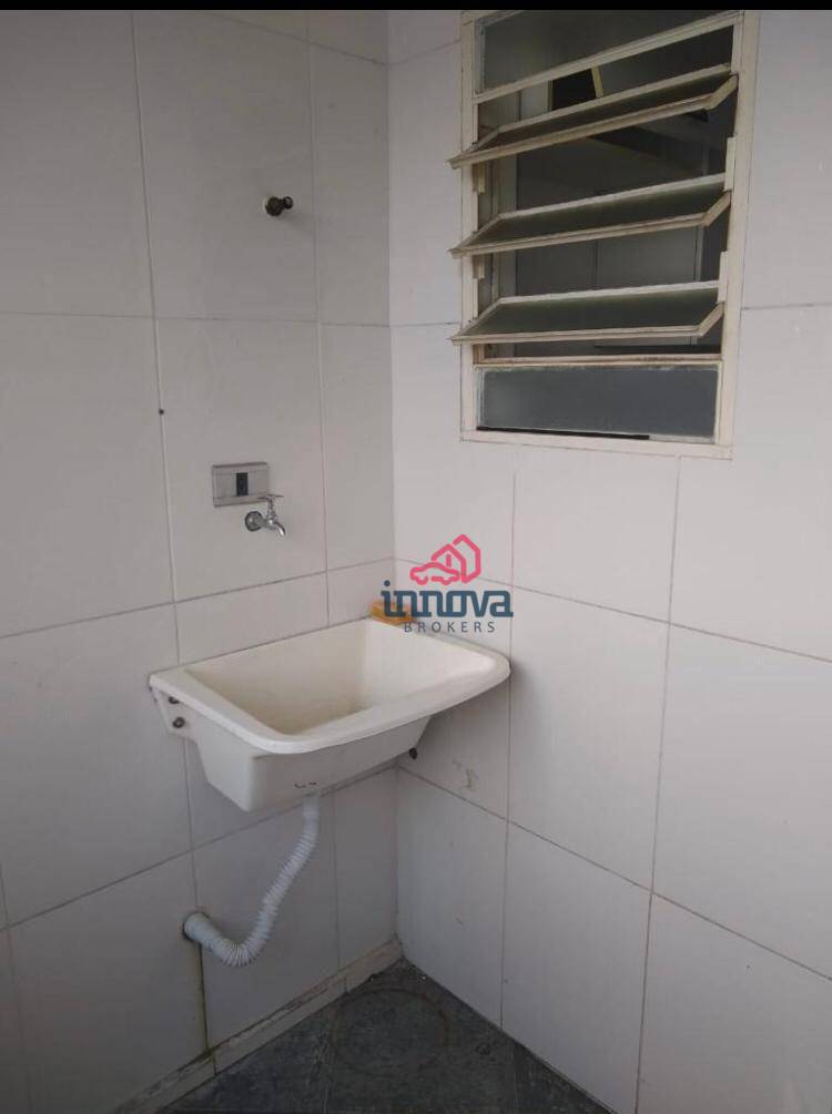 Apartamento à venda com 2 quartos, 64m² - Foto 6