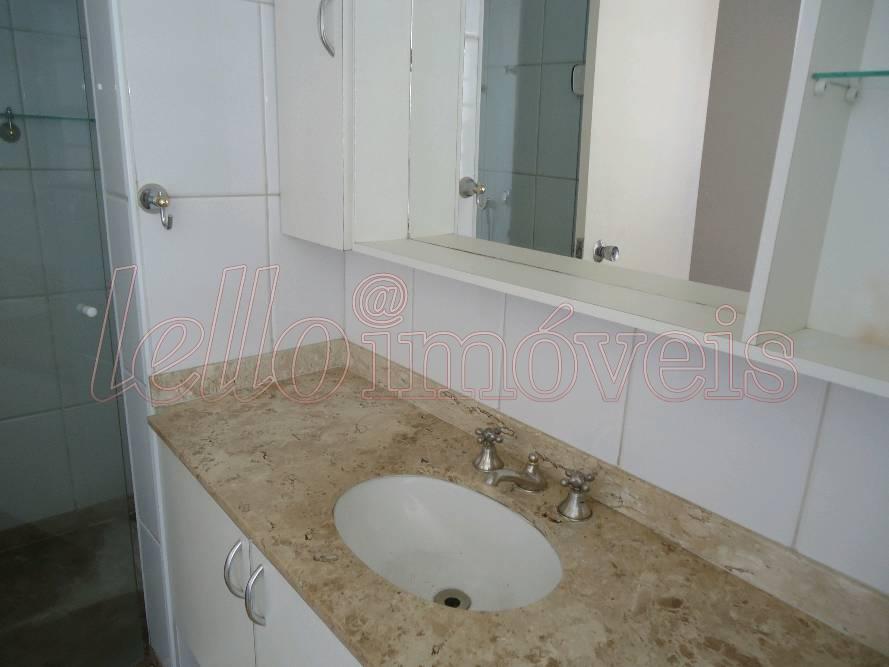 Apartamento para alugar com 2 quartos, 103m² - Foto 12