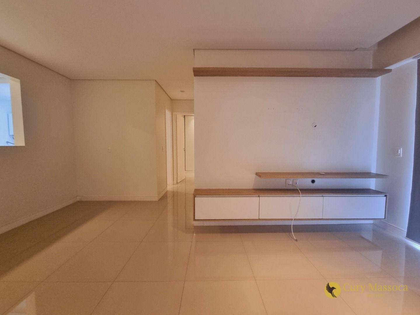 Apartamento para alugar com 2 quartos, 65m² - Foto 3