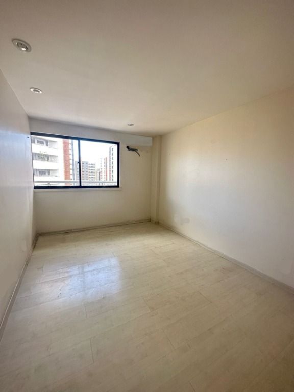 Apartamento à venda com 3 quartos, 117m² - Foto 23