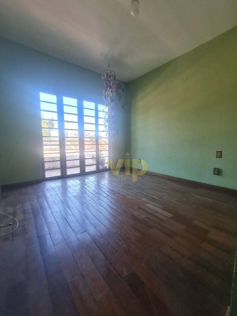 Casa à venda com 5 quartos, 600m² - Foto 14