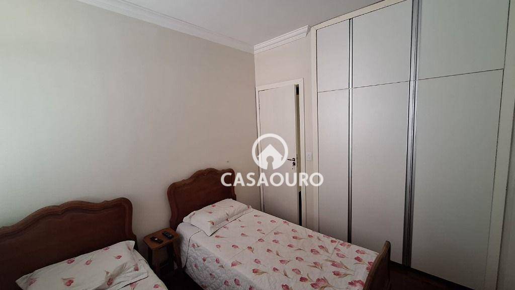 Apartamento à venda com 4 quartos, 160m² - Foto 10