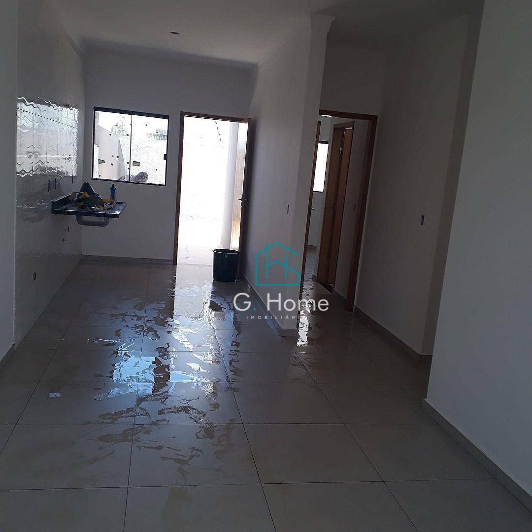 Casa à venda com 2 quartos, 65m² - Foto 6