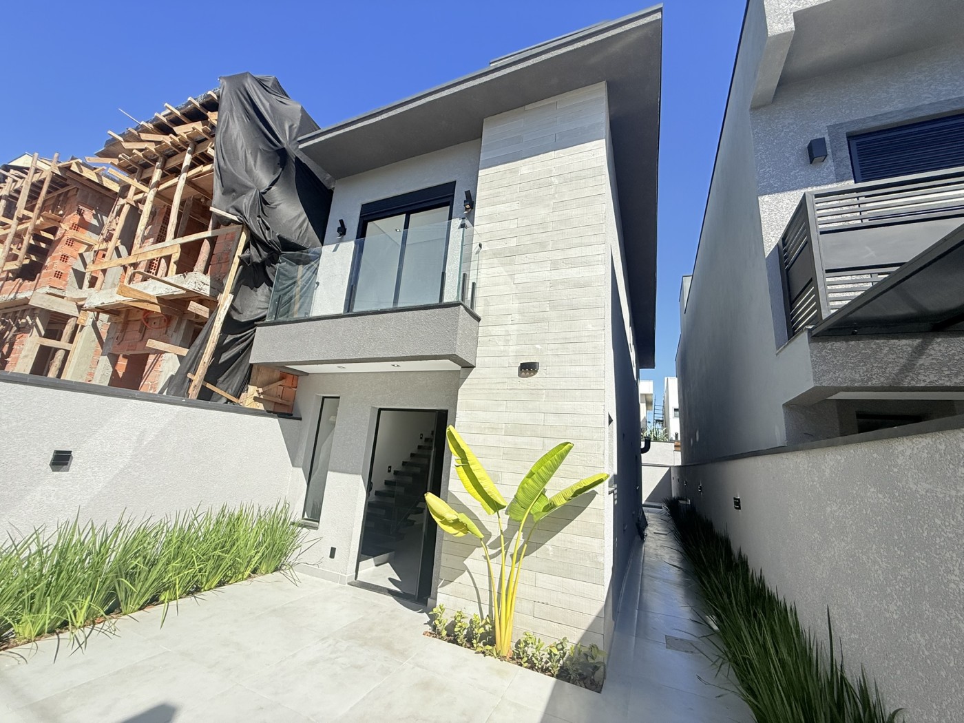 Casa à venda com 3 quartos, 135m² - Foto 2