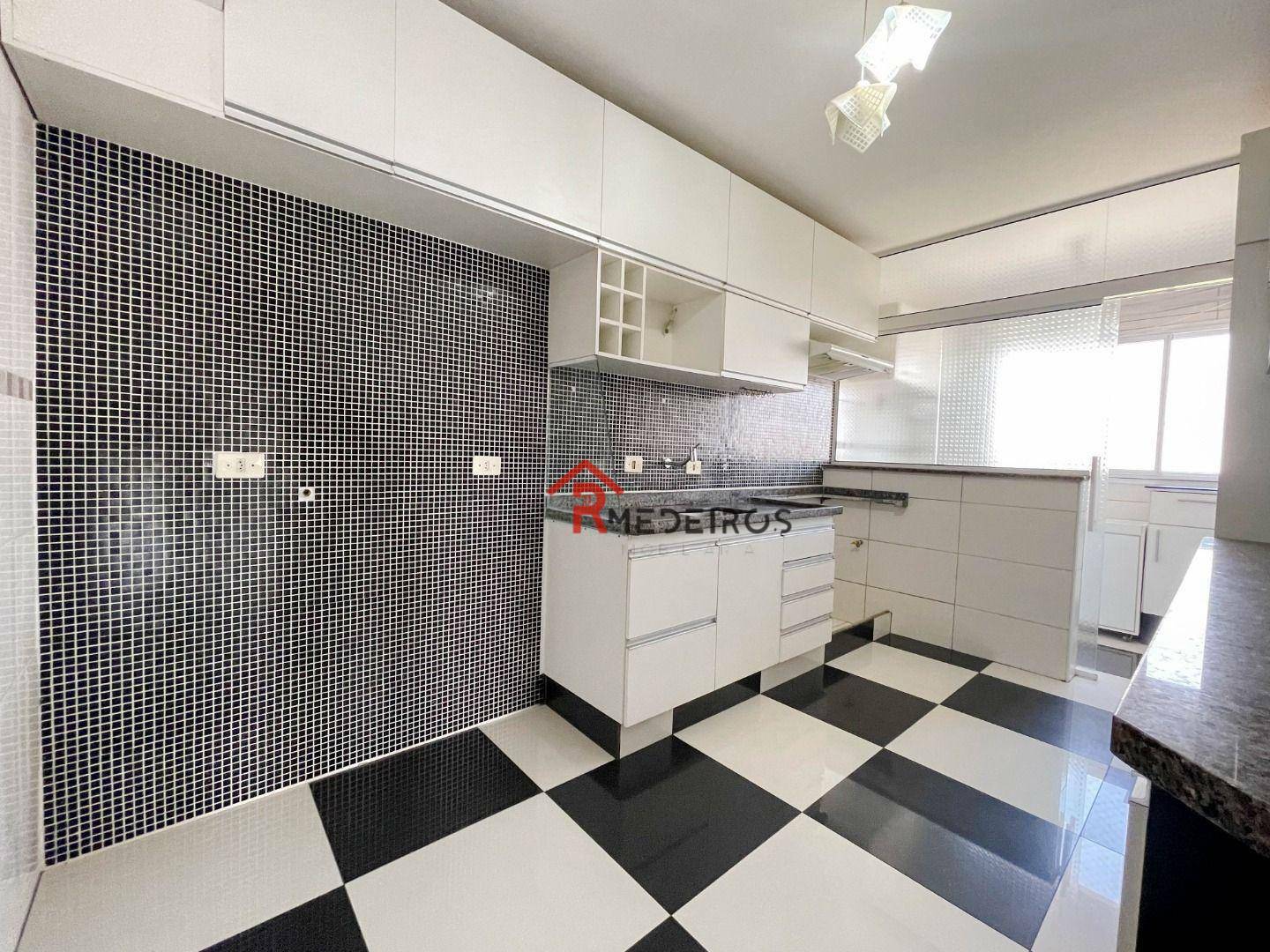 Apartamento à venda com 3 quartos, 120m² - Foto 21