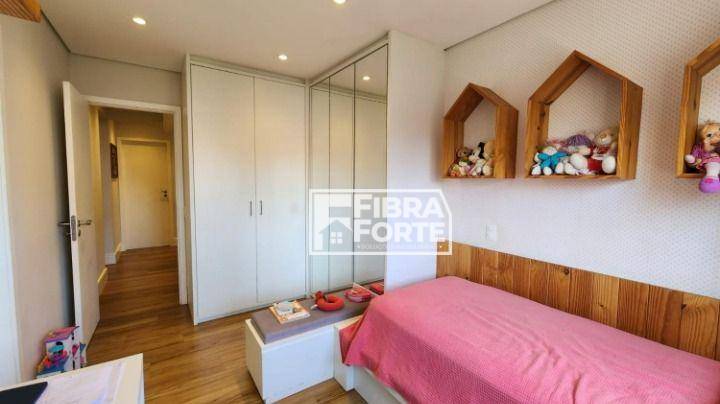 Apartamento à venda com 4 quartos, 189m² - Foto 17