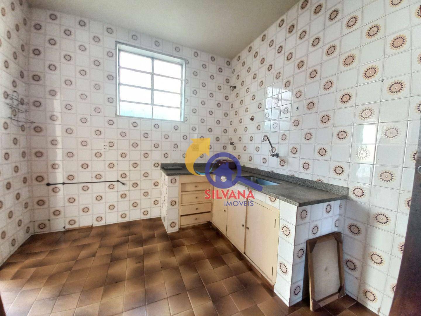 Casa à venda com 3 quartos, 260m² - Foto 14