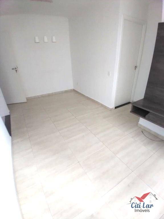 Apartamento à venda com 2 quartos, 41m² - Foto 3