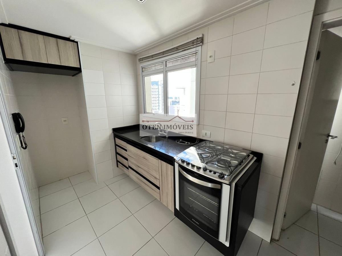 Apartamento à venda com 3 quartos, 125m² - Foto 4