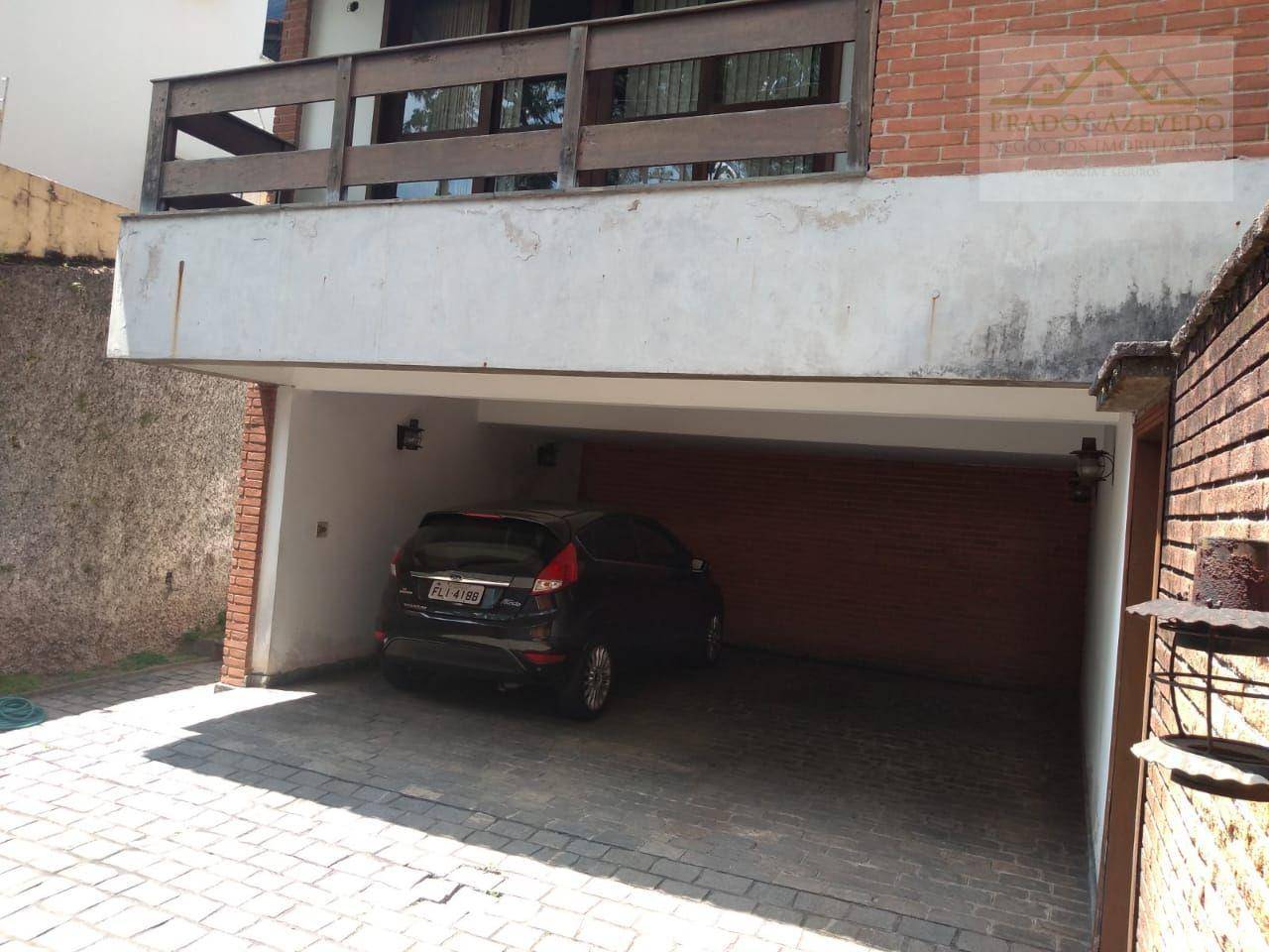 Casa à venda com 5 quartos, 223m² - Foto 2