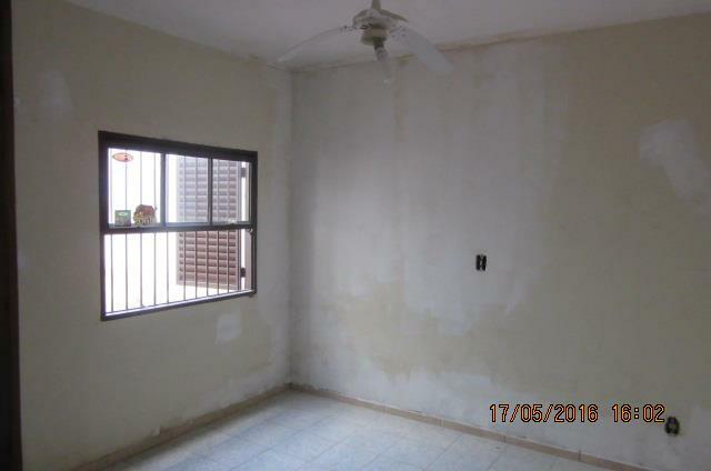 Casa para alugar com 3 quartos, 150m² - Foto 17