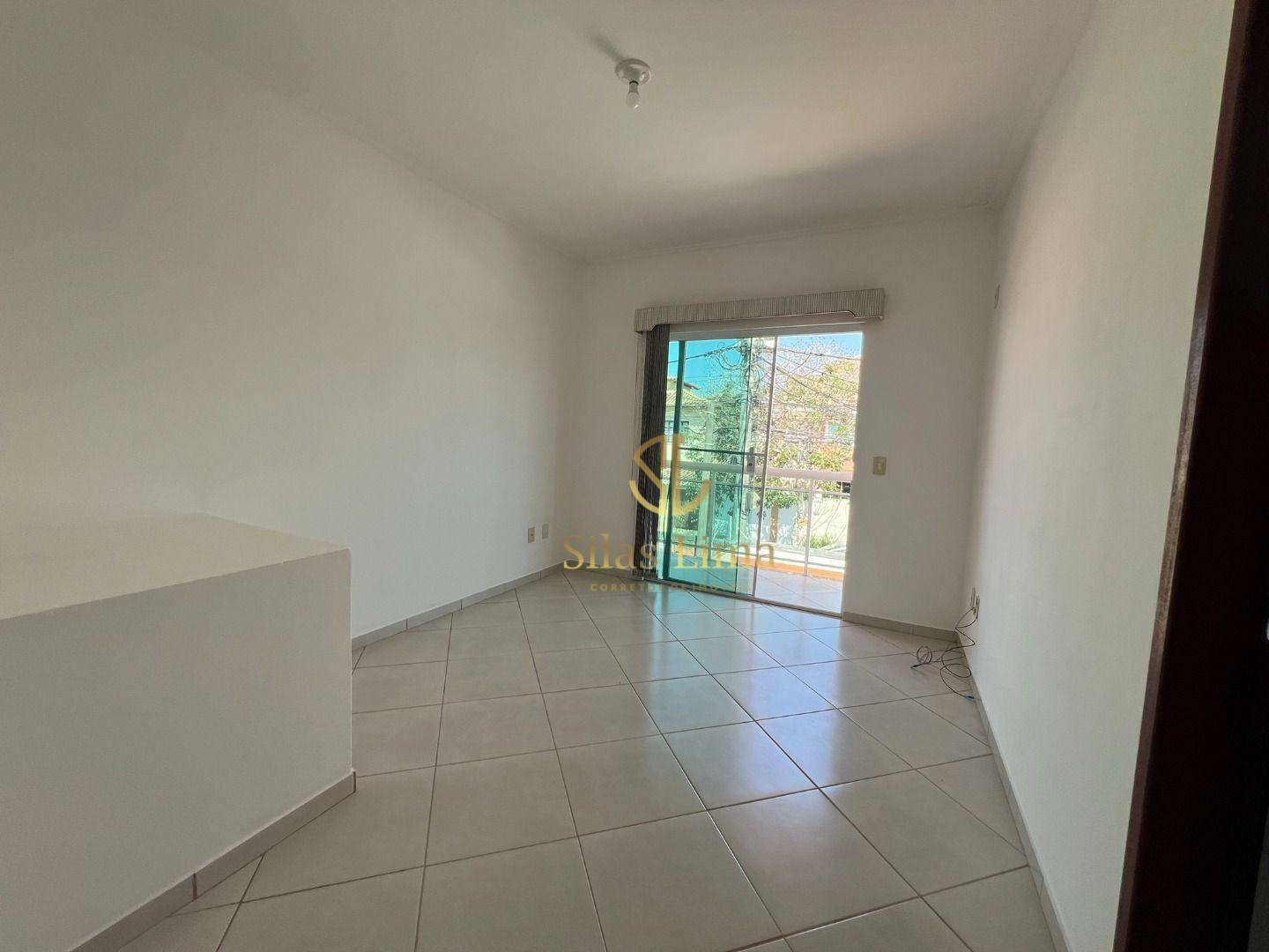 Casa à venda com 2 quartos, 80m² - Foto 18