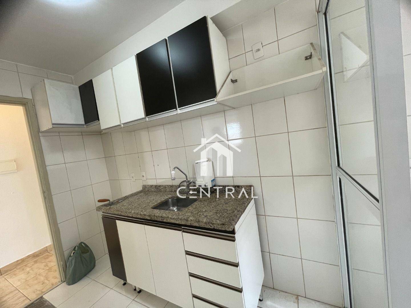 Apartamento para alugar com 3 quartos, 72m² - Foto 13