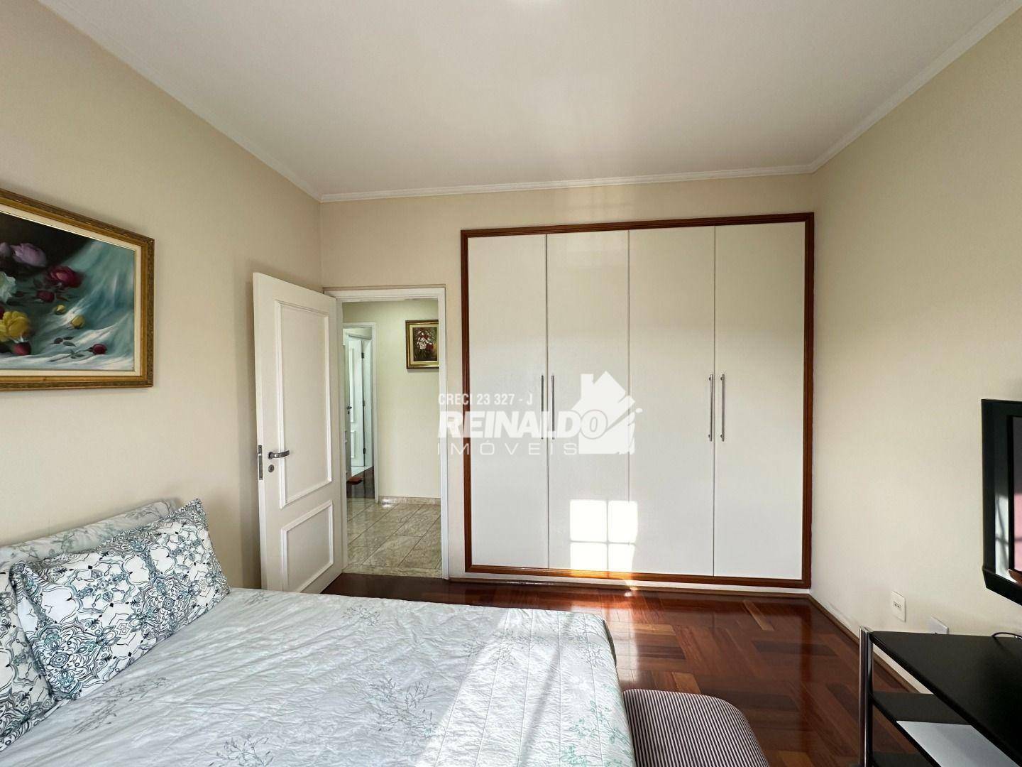 Apartamento à venda com 4 quartos, 240m² - Foto 14