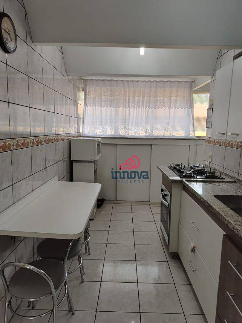 Apartamento à venda com 2 quartos, 62m² - Foto 15