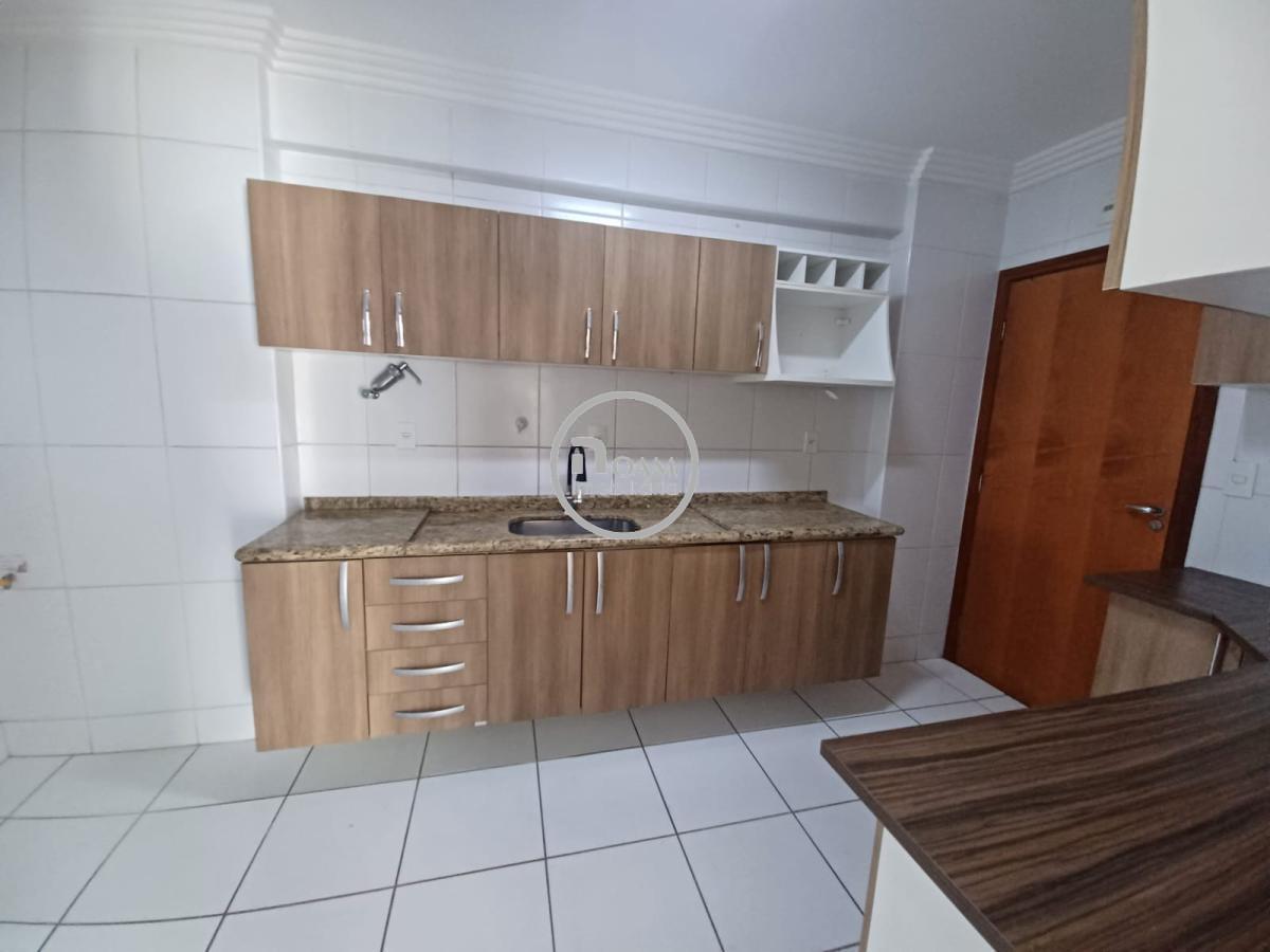 Apartamento para alugar com 3 quartos, 96m² - Foto 16