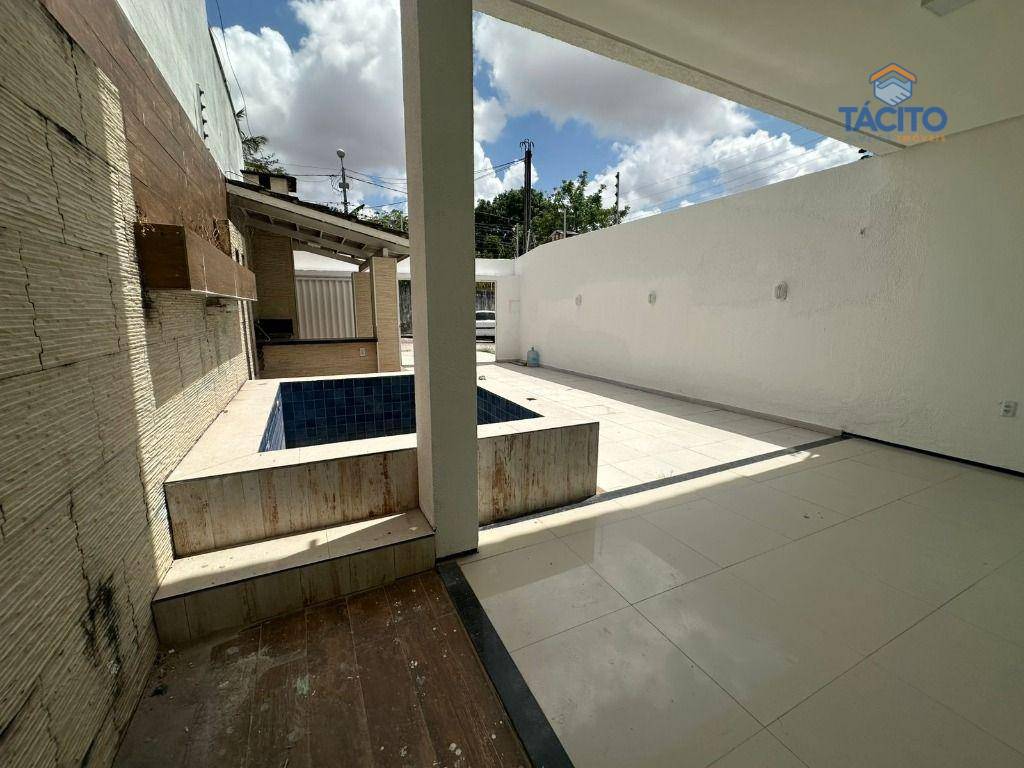 Casa, 4 quartos, 135 m² - Foto 3