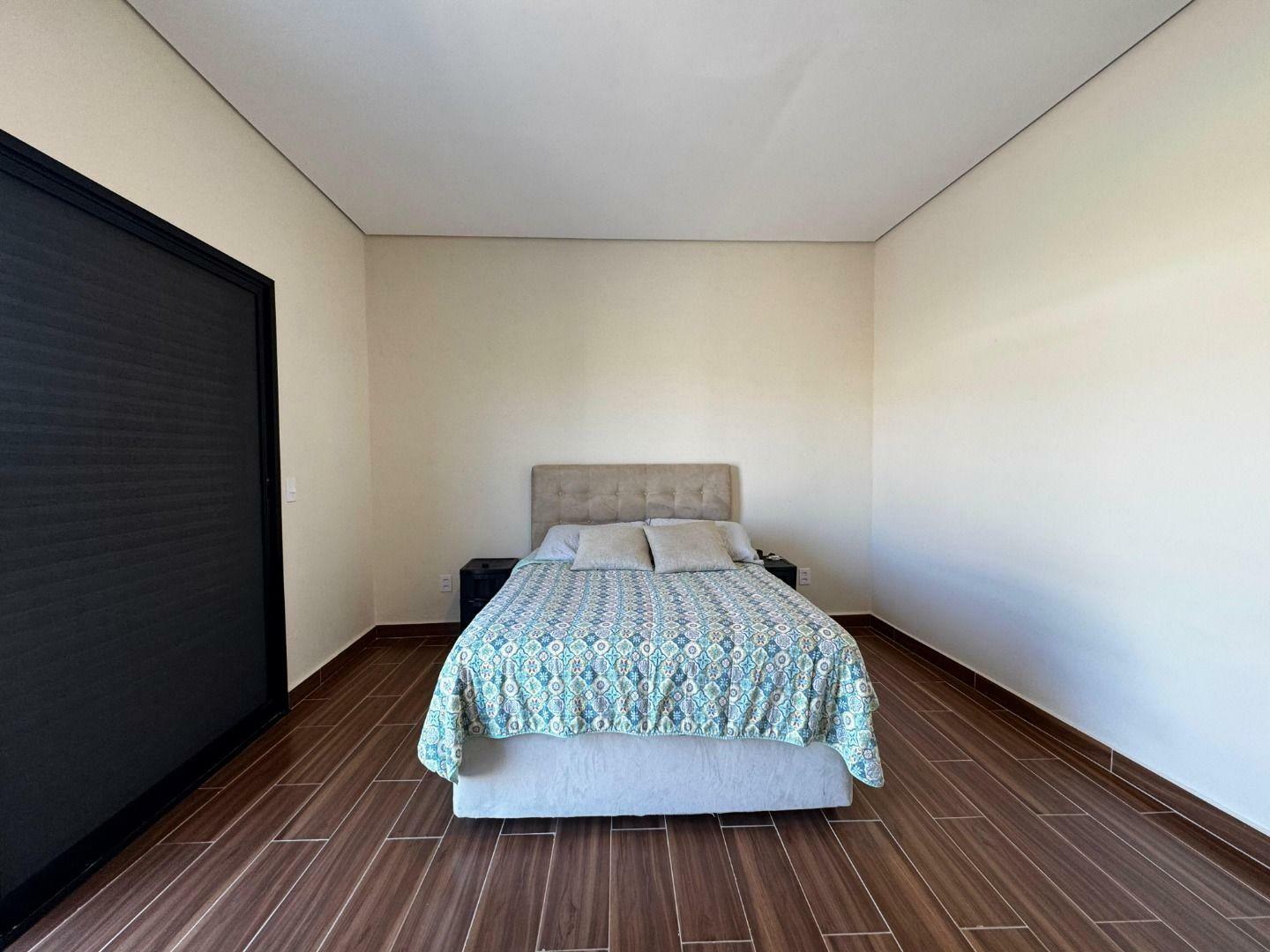 Casa de Condomínio à venda com 3 quartos, 218m² - Foto 29