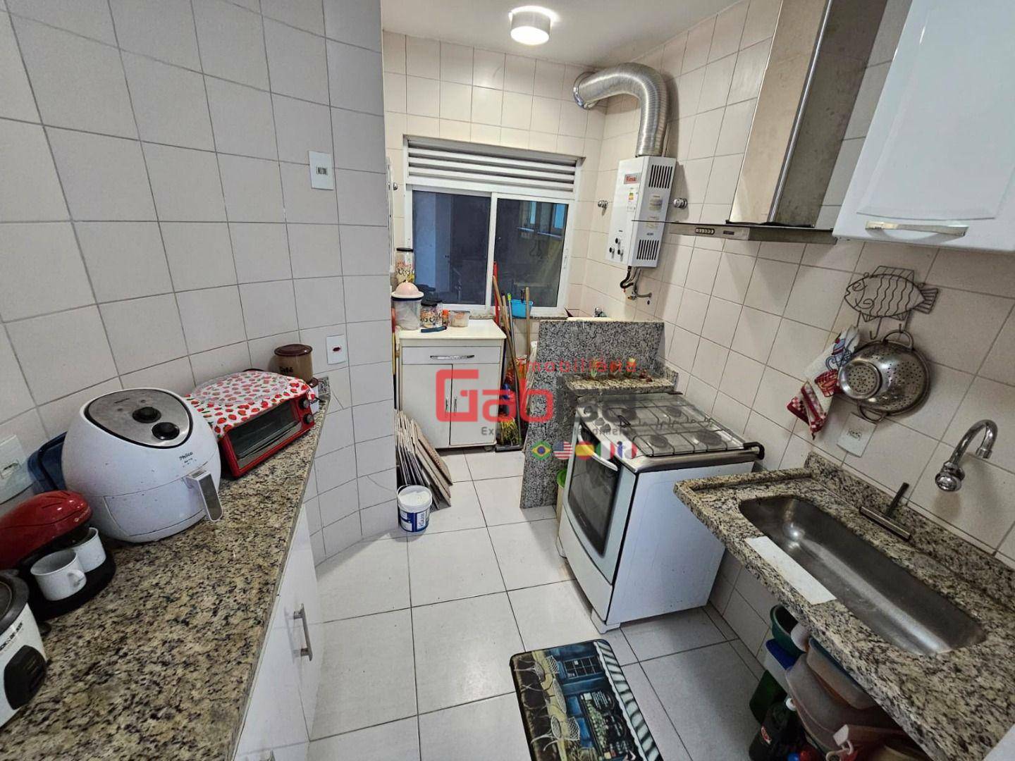 Apartamento à venda com 2 quartos, 72m² - Foto 10